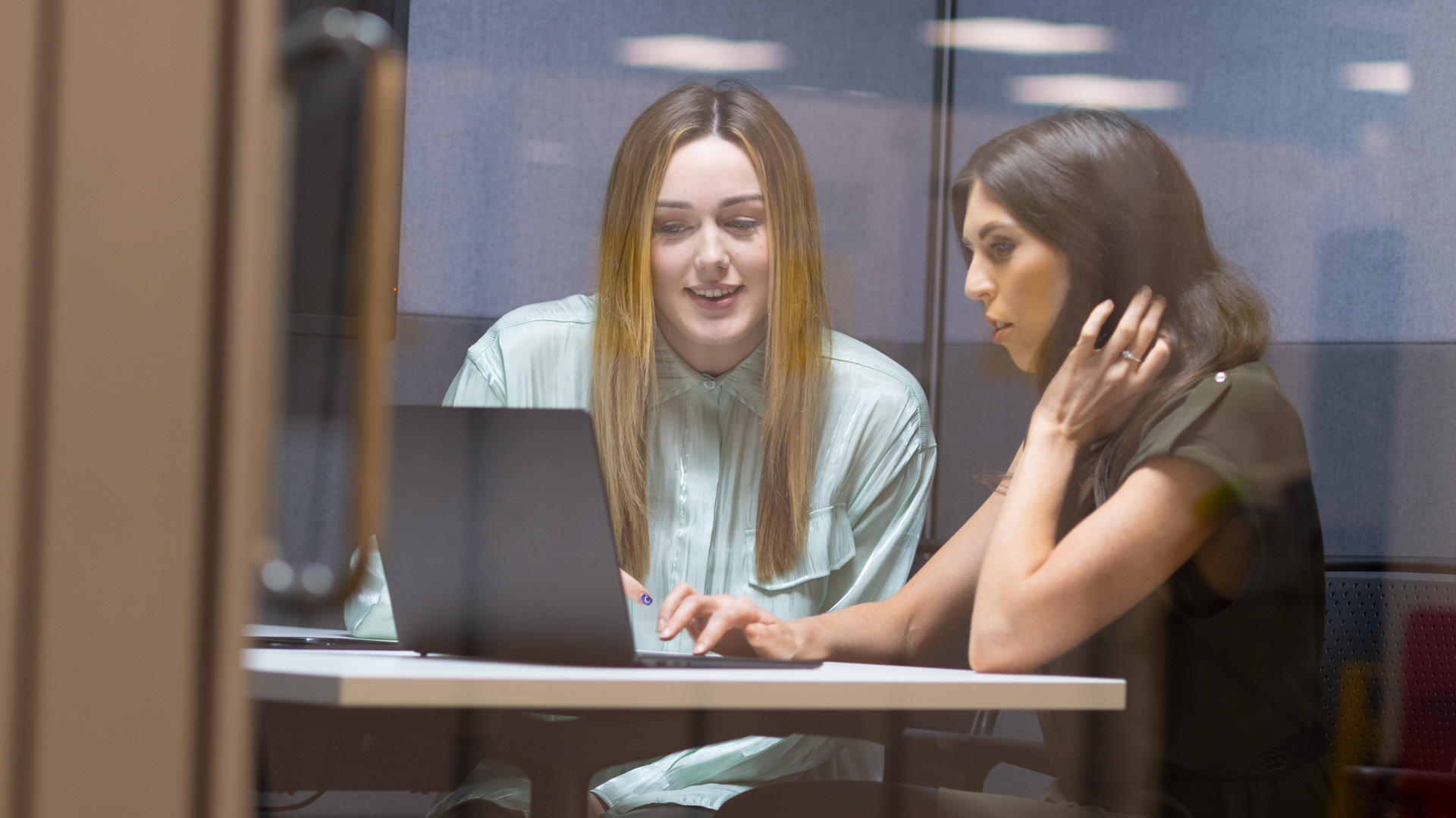 Applying Home Office Careers